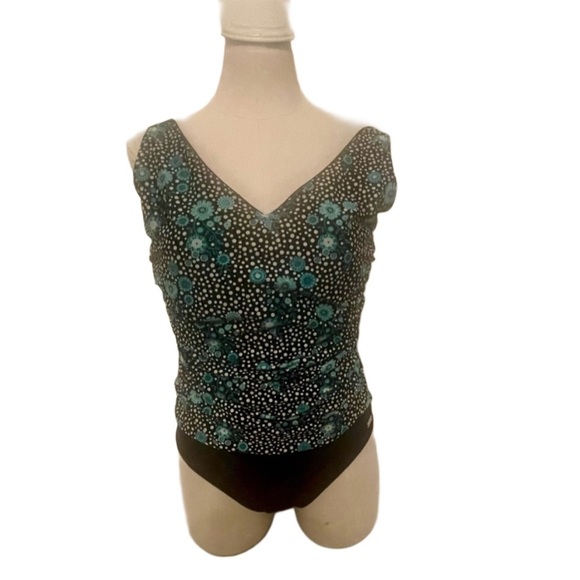 Lascana by Venus Floral Polka
Dots One Piece Swim bathing suit size 14 DDD - Picture 3 of 7